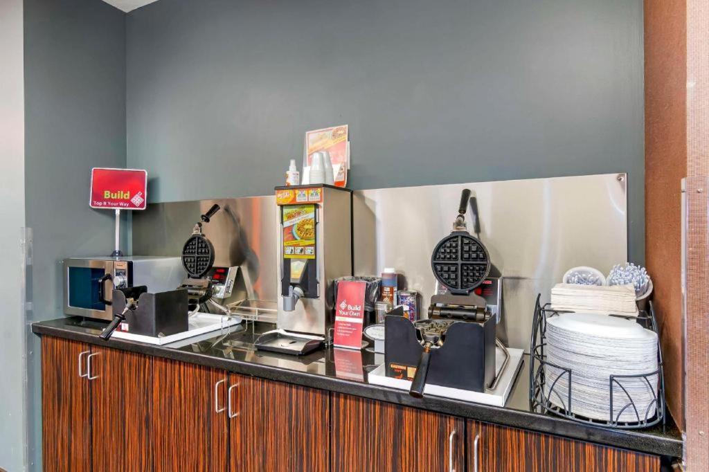 Best Western Plus Olathe Hotel Eksteriør bilde