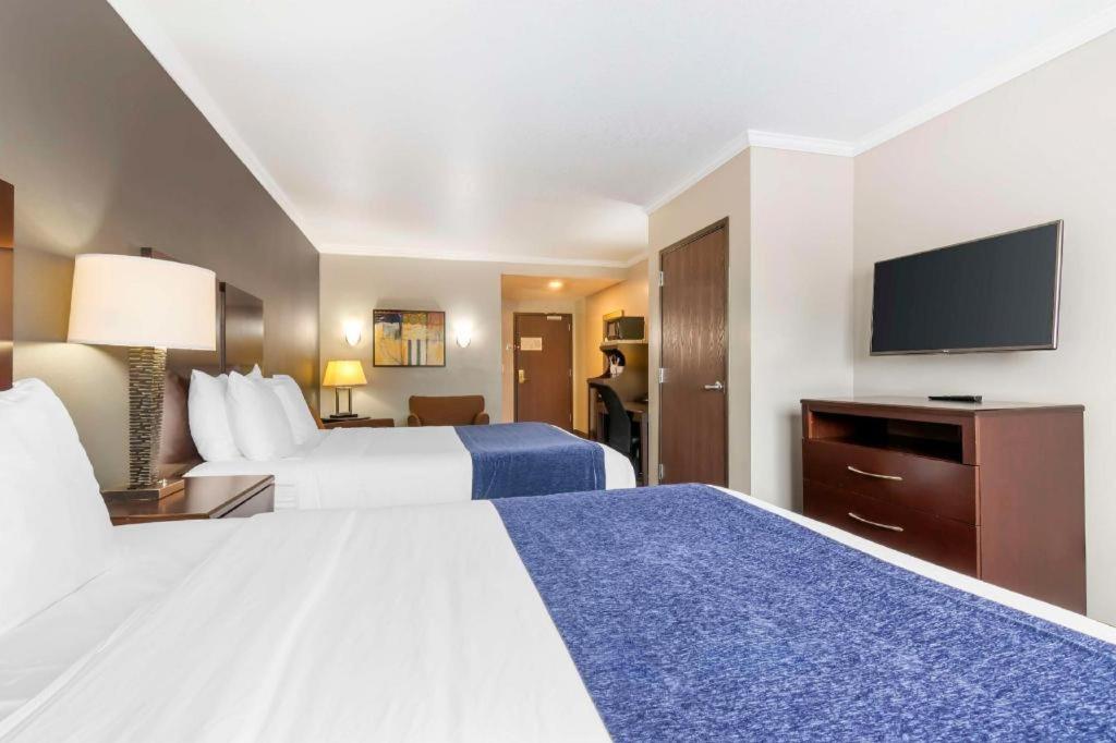 Best Western Plus Olathe Hotel Eksteriør bilde