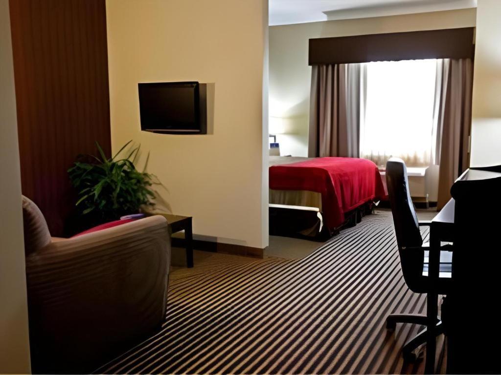 Best Western Plus Olathe Hotel Eksteriør bilde