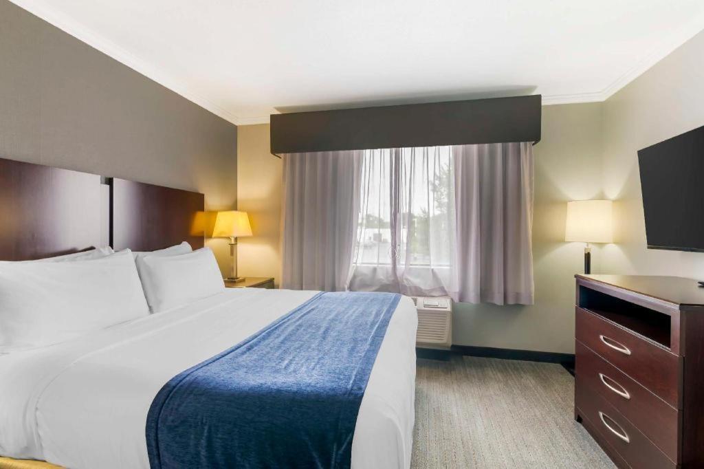 Best Western Plus Olathe Hotel Eksteriør bilde