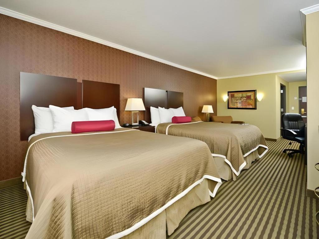 Best Western Plus Olathe Hotel Eksteriør bilde